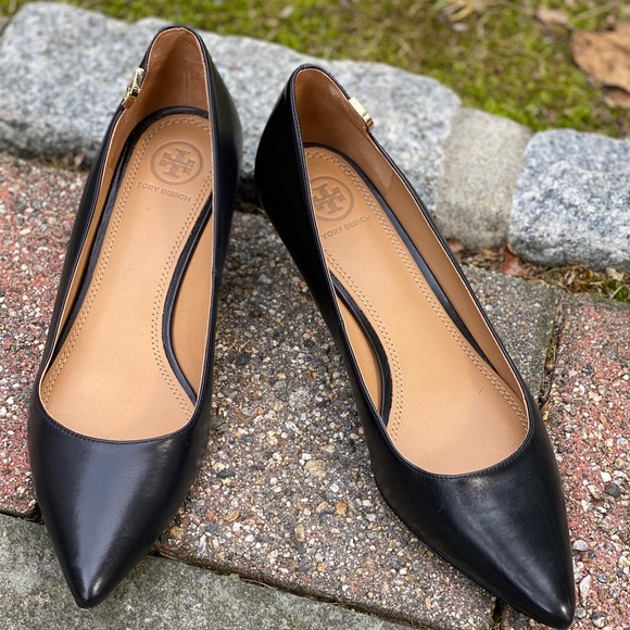 tory burch elizabeth 40mm pump